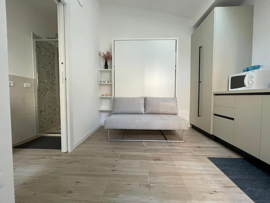 Apartmán Grazioso Monolocale Milán Exteriér fotografie