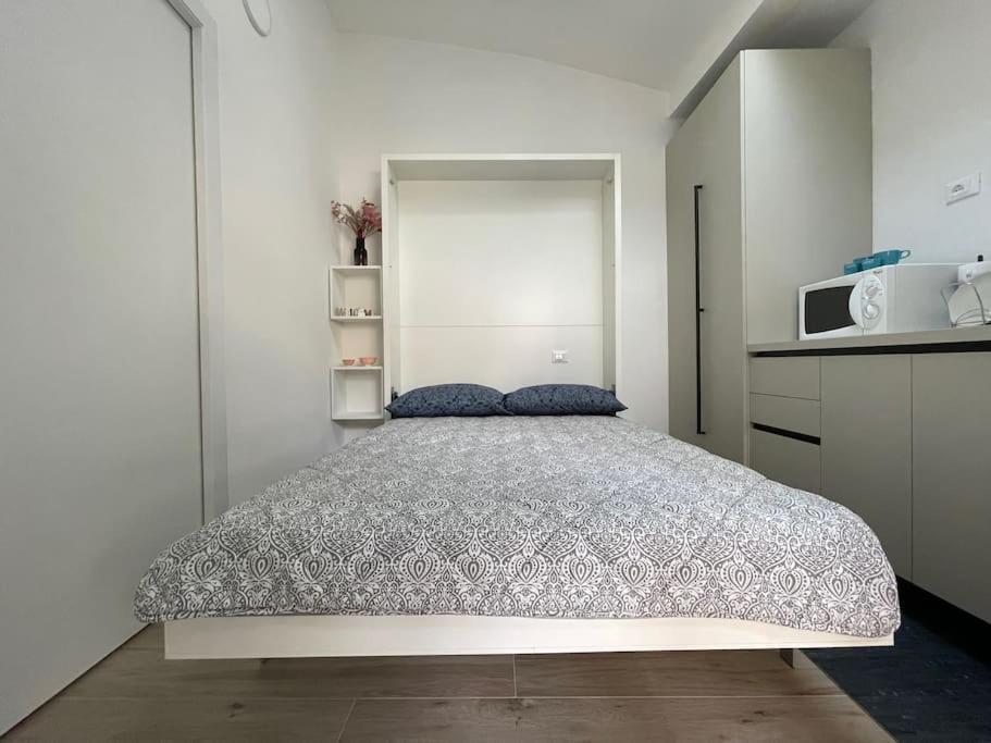 Apartmán Grazioso Monolocale Milán Exteriér fotografie